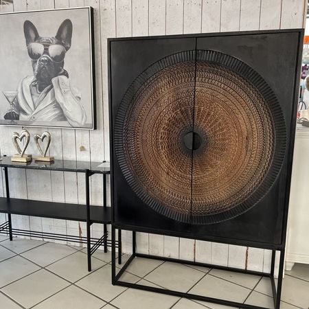 Schränke bei Inside Möbel